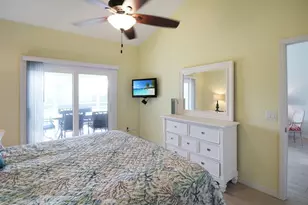 1206 Siesta Bayside Dr, Sarasota, FL 34242 - Photo 7