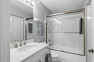 8750 Olde Hickory Ave, Sarasota, FL 34238 - Photo 19