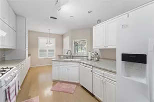 9401 69th Ave E, Palmetto, FL 34221 - Photo 17
