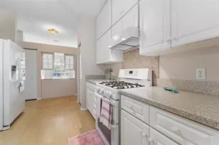 9401 69th Ave E, Palmetto, FL 34221 - Photo 13