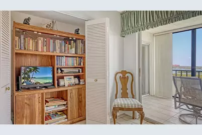 9393 Midnight Pass Road #P4, Sarasota, FL 34242 - Photo 23