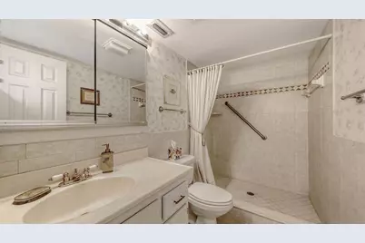 9393 Midnight Pass Road #P4, Sarasota, FL 34242 - Photo 19