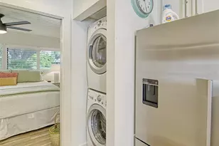 3545 Longmeadow, Sarasota, FL 34235 - Photo 11