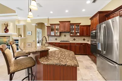 6914 Treymore Court, Sarasota, FL 34243 - Photo 11