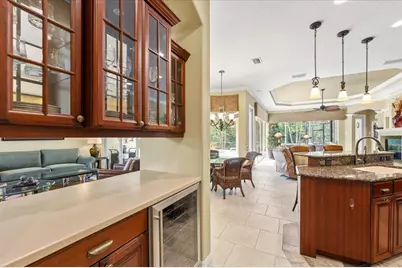 6914 Treymore Court, Sarasota, FL 34243 - Photo 9