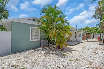 1760 Wisconsin Lane, Sarasota, FL 34239 - Photo 49