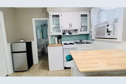 1760 Wisconsin Lane, Sarasota, FL 34239 - Photo 21