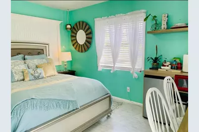 1760 Wisconsin Lane, Sarasota, FL 34239 - Photo 31