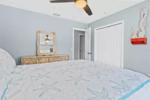 2718 Feiffer Cir, Sarasota, FL 34235 - Photo 33