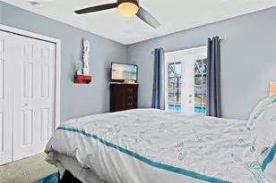 2718 Feiffer Cir, Sarasota, FL 34235 - Photo 31