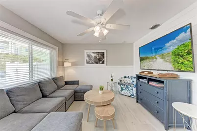 101 25th Street N #1, Bradenton Beach, FL 34217 - Photo 7