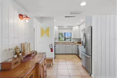 727 Jacaranda Road, Anna Maria, FL 34216 - Photo 13