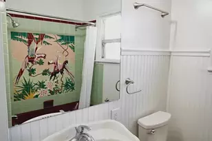 1761 Siesta Dr, Sarasota, FL 34239 - Photo 11