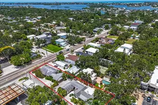 1761 Siesta Dr, Sarasota, FL 34239 - Photo 33