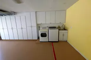 3407 Falcon Pl, Bradenton, FL 34210 - Photo 37