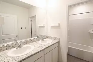 16474 Woodside Gln, Parrish, FL 34219 - Photo 15