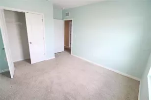 16474 Woodside Gln, Parrish, FL 34219 - Photo 21