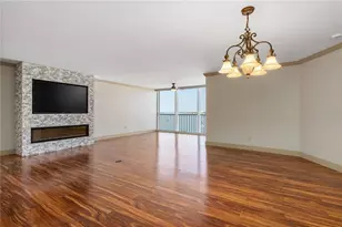 435 S Gulfstream Ave, Sarasota, FL 34236 - Photo 5