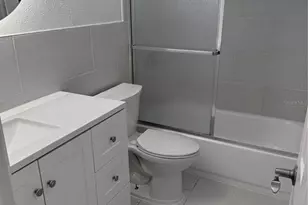 2911 Pafko Dr, Sarasota, FL 34232 - Photo 23