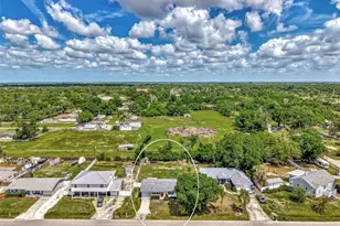 5807 28th Ave Dr E, Bradenton, FL 34208 - Photo 7