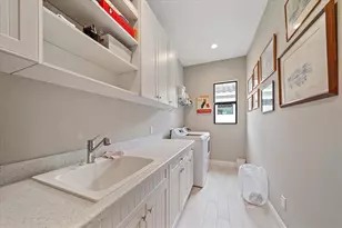 208 Corelli Dr, Nokomis, FL 34275 - Photo 11