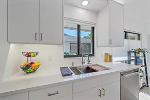 1684 Pintail Way, Sarasota, FL 34231 - Photo 13