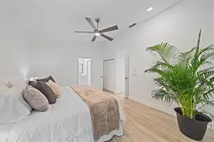 1684 Pintail Way, Sarasota, FL 34231 - Photo 21