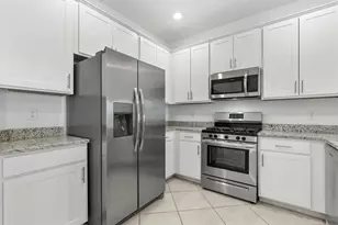 15171 Sunny Day Dr, Bradenton, FL 34211 - Photo 13