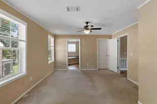 38616 Coleen Ave, Zephyrhills, FL 33540 - Photo 35