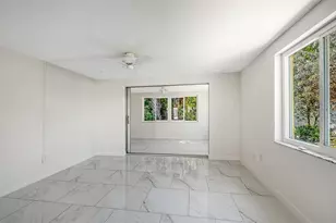 554 Spanish Dr S, Longboat Key, FL 34228 - Photo 17
