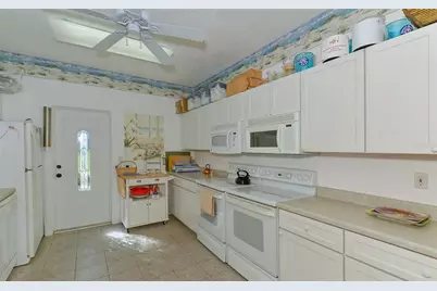554 Spanish Drive S, Longboat Key, FL 34228 - Photo 53