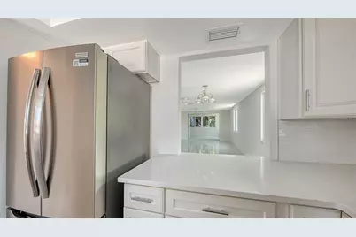 554 Spanish Drive S, Longboat Key, FL 34228 - Photo 13