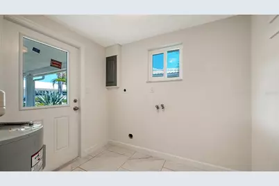 554 Spanish Drive S, Longboat Key, FL 34228 - Photo 37