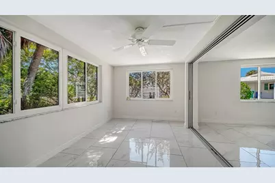 554 Spanish Drive S, Longboat Key, FL 34228 - Photo 33