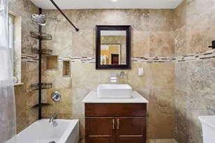 3925 Prado Dr, Sarasota, FL 34235 - Photo 17