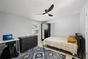 3925 Prado Dr, Sarasota, FL 34235 - Photo 19