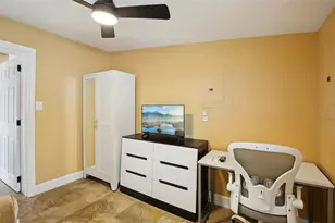 3925 Prado Dr, Sarasota, FL 34235 - Photo 13