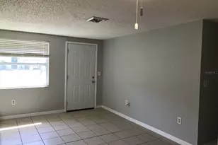 131 W Perry Ln, Englewood, FL 34224 - Photo 3