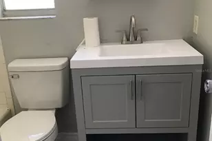 131 W Perry Ln, Englewood, FL 34224 - Photo 9