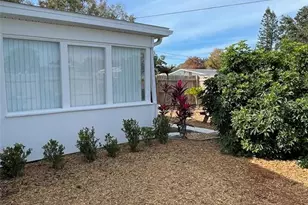 828 S Tuttle Ave, Sarasota, FL 34237 - Photo 3