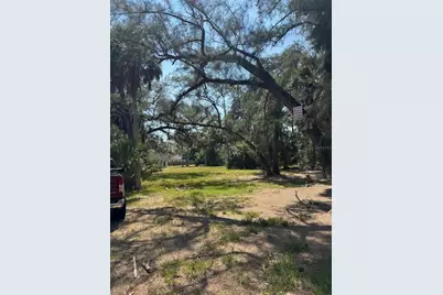 7103 Oakwood Drive, New Port Richey, FL 34652 - Photo 3