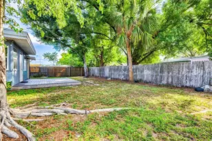 5911 Olive Ave, Sarasota, FL 34231 - Photo 29