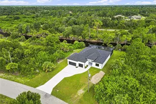 7731 Pinedale Dr, Port Charlotte, FL 33981 - Photo 47