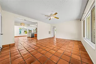 2717 Parma St, Sarasota, FL 34231 - Photo 7