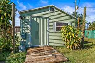 2717 Parma St, Sarasota, FL 34231 - Photo 37