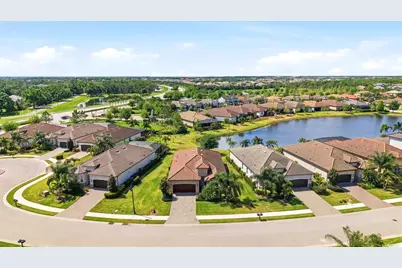 12422 Perennial Place, Lakewood Ranch, FL 34211 - Photo 37