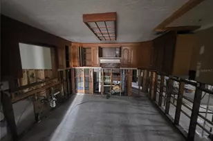 1016 Greer Dr, Sarasota, FL 34237 - Photo 11