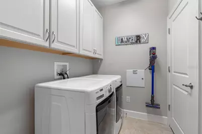 6057 Moorings Drive S, Saint Petersburg, FL 33712 - Photo 39