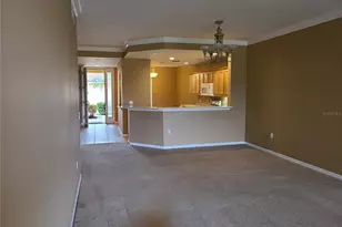 8406 Wethersfield Run, Lakewood Ranch, FL 34202 - Photo 11