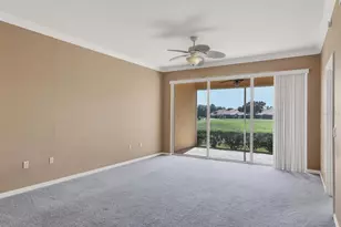 8406 Wethersfield Run, Lakewood Ranch, FL 34202 - Photo 13